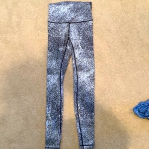 Lululemon ankle length leggings